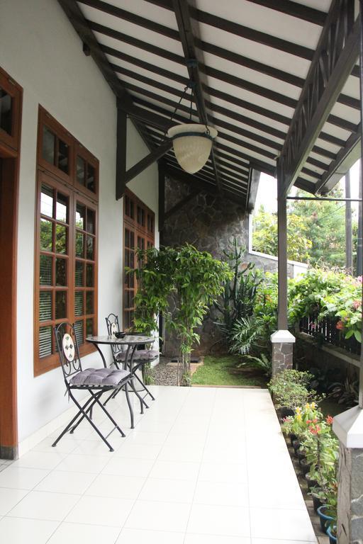 托芒住宿加早餐旅馆 雅加达 外观 照片